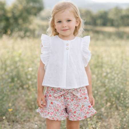 Niña con Short Arándanos de algodón estampado floral, conjunto veraniego infantil