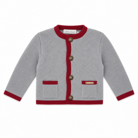 Chaqueta austriaca gris para niño de punto con ribetes burdeos, botones decorativos y bolsillos delanteros, confeccionada con 80% algodón y disponible de 1 a 3 años
