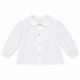 Vista frontal de la blusa unisex Loise blanca para bebé con cuello redondo clásico y elaborada en España.