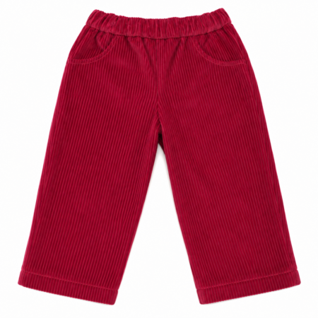 Vista frontal del pantalón de pana burdeos para bebé con cintura elástica cómoda, ideal para la guardería y elaborado en España.