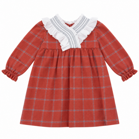 Vista frontal completa del vestido Palermo confeccionado en tejido estampado con mezcla de 50% poliéster y 50% algodón en tonos terracota, cuello grande con volantes blancos fruncidos, manga larga y forro interior 100% algodón, elaborado en España.