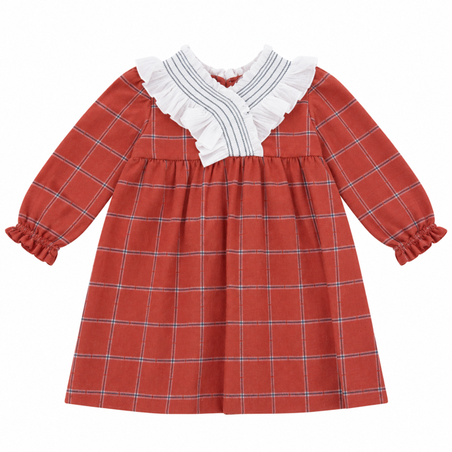 Vista frontal completa del vestido Palermo confeccionado en tejido estampado con mezcla de 50% poliéster y 50% algodón en tonos terracota, cuello grande con volantes blancos fruncidos, manga larga y forro interior 100% algodón, elaborado en España.